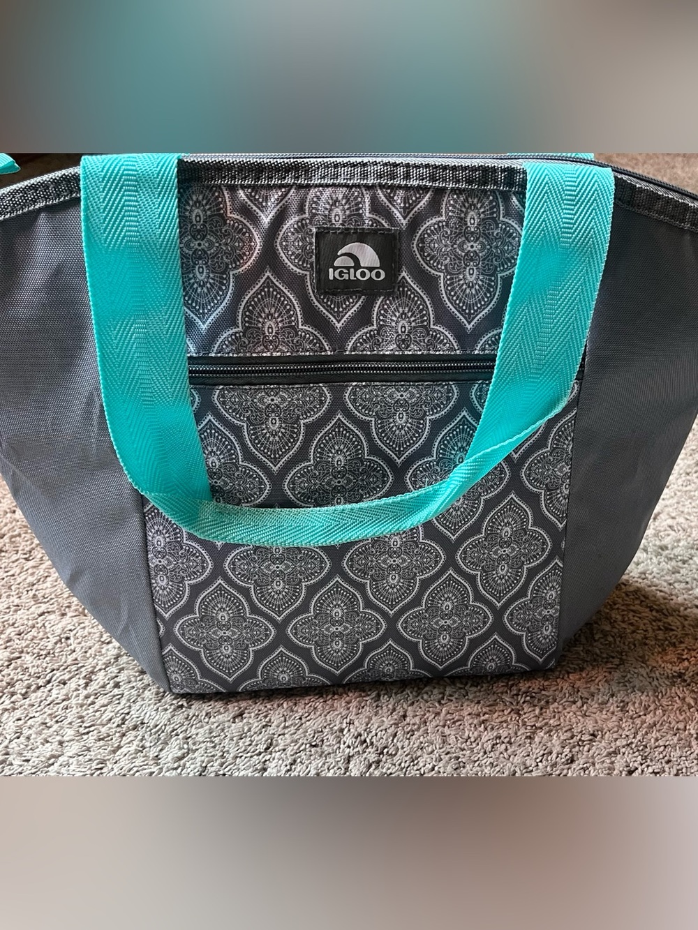 Igloo Gray Patterned Insulated Tote lunch bag with Teal Handles